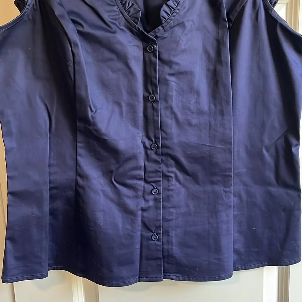 41 Hawthorne Camilla Scalloped Detail Blouse, Navy - Picture 4 of 7